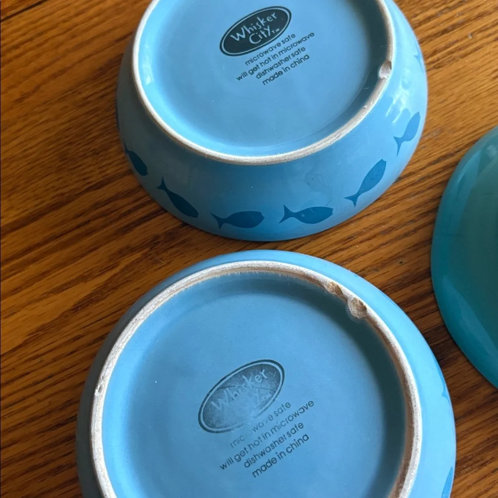 Set/5 Good used condition Blue Ceramic Pet Bowls Set with 'MEOW' and 'WOOF'